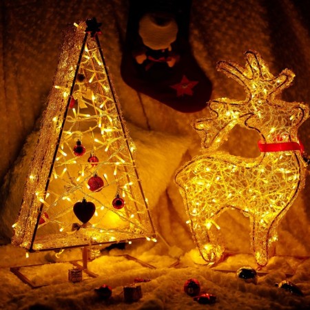 LED figure "Deer golden", 32 × 50 × 19 cm, 10 watts, 220 V-3