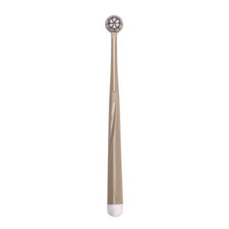 A toothbrush with a round head, soft-3