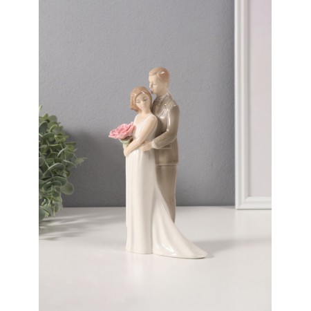 Souvenir Ceramics "The groom hugs the bride with the flower" 5x10.8x21 cm-3