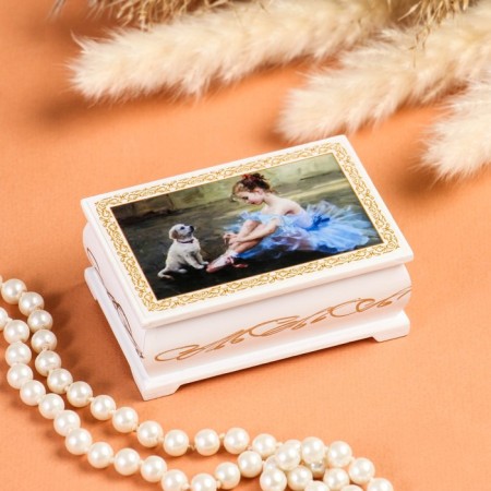 Ballerina box, white, 6 × 9 cm, lacquer miniature