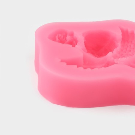 Mold "Angel with a bouquet", silicone, 9.3 × 6 × 1.9 cm, color mix-3