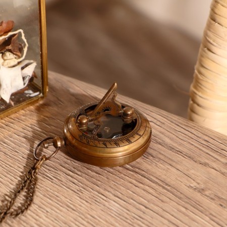 Compass with sunny clock "Antik" brass, on a chain of 5 cm-1