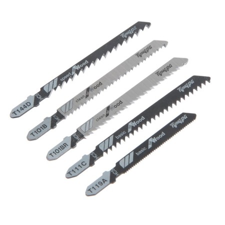 A universal set of saws for tundra, wood and metal, 5 pcs.