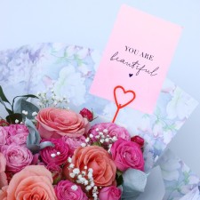 Holder for the postcard bouquet 