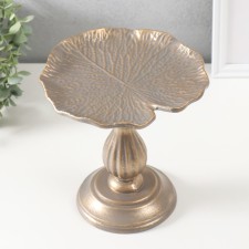 Souvenir tree stand 