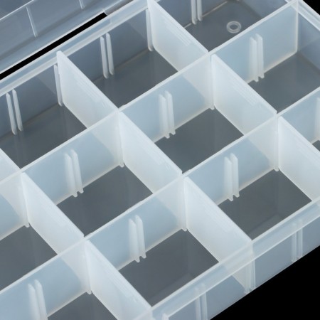 Box for fishing trifles with adjustable cells K-63, 19.5x13.5x4 cm, transparent-2