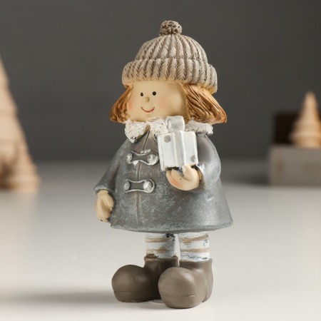 Souvenir Polystone "Baby in a coat with a gift" costs 5x4.5x11 cm-3