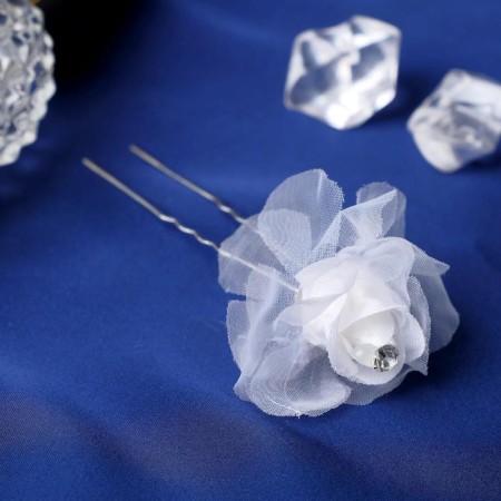 Hair hairpin "Tender rose" 3x6.5 cm, white