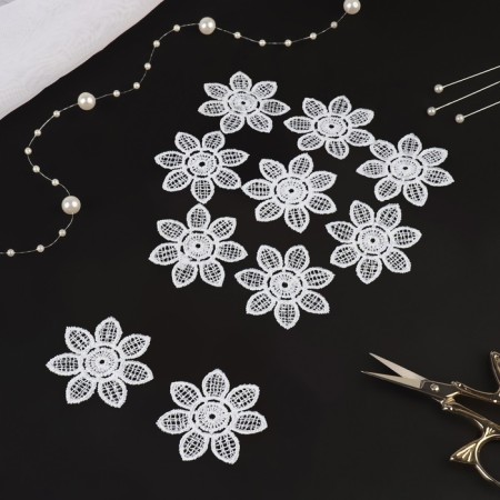 Knitted elements "Flowers", D = 4.5 cm, 10 pcs, white color-1