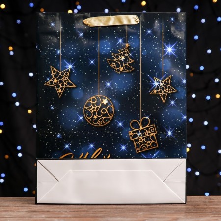 Laminated vertical "garland", 33 x 42 x 10 cm laminated-3