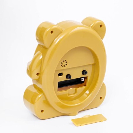 An alarm clock "animals", discrete move, d-9.5 cm, 15 x 13.5 cm-2