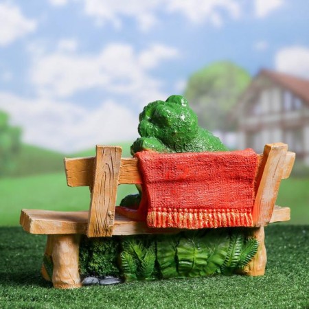 Garden figure "Frog on a bench sits" 27x38cm-2