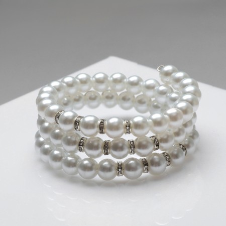 Bracelet-spring "Sea pearl" 3 rows, white color in silver, l = 7 cm