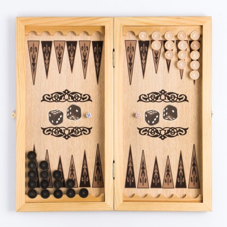 Wolf -grinding backgammon, wooden board is 40 x 40 cm, with a field of checkers-1