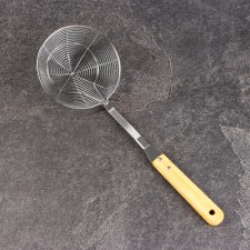 A colander-sytoos with a wooden handle 39cm, diameter13cm, depth 4.5cm