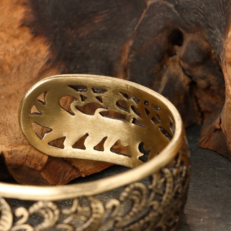 Bracelet wide "wind", brass-2