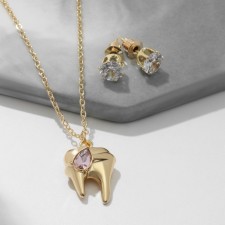 Set 2 objects: earrings, pendant 