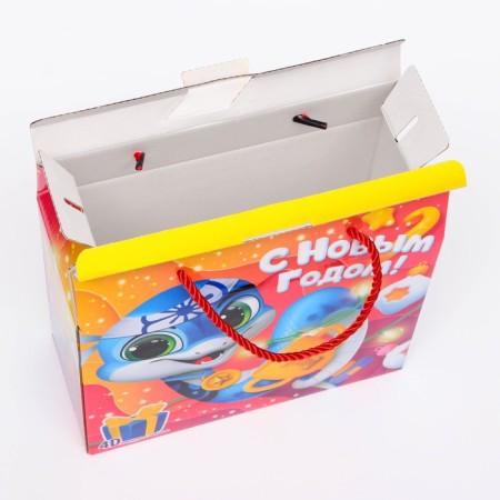 Gift box New Year's champion 23 x 10 x 22 cm-2