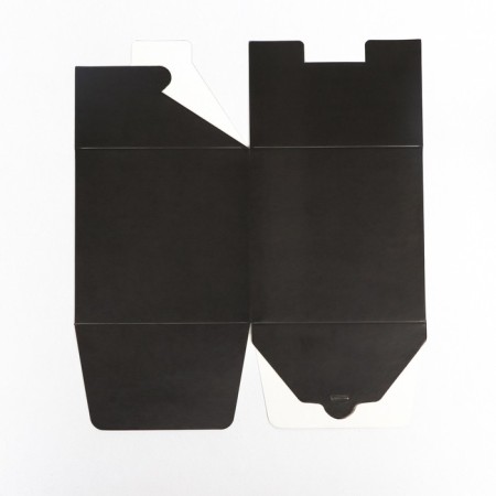 The box is folding, square, black, 12 x 12 x 12 cm,-3