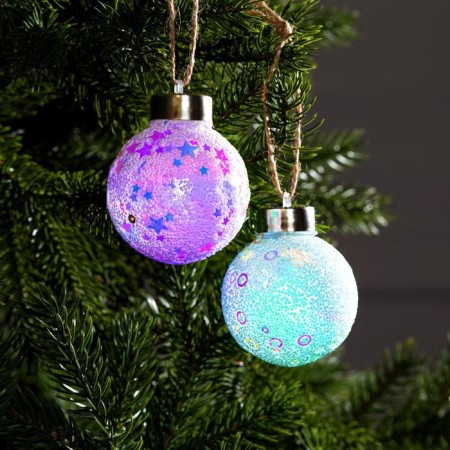 Set of Christmas tree balls "Snow" 2 pcs., Batteries, 1 LED, glow RGB