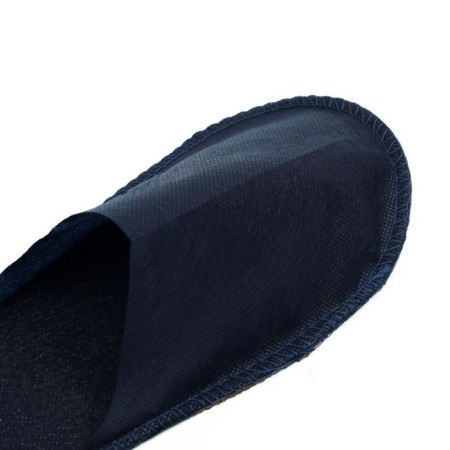 Slopels disposable standard are blue, with a closed cape-3