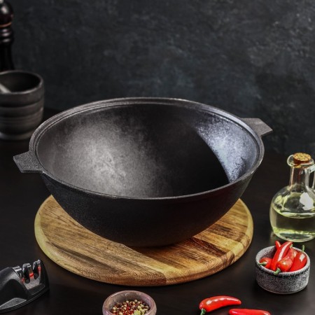 Clot of cast-iron magma, 5 l, lid-horseman-3