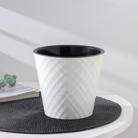 Kashpo with a drainage insert "Manhattan", 1.6 l, d = 16 cm, snow -white color-1