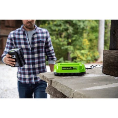 Charger GreenWorks G60UC, 60 V, 2 A, Li-Ion-4