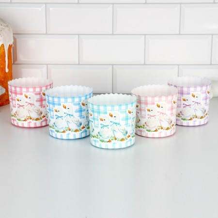 Paper form for cake "Ducklings" 90 x 90 mm, mix-4