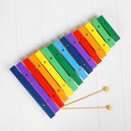 Toy musical xylophone, 15 tones