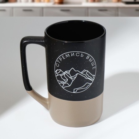 Ceramic mug “Strive higher”, 500 ml, black color-1