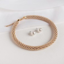 Set 2 objects: earrings, necklace with pearls 
