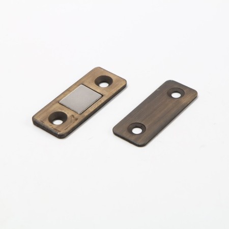 Magnetic latch tundra, bronze color