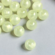 Plastic beads 