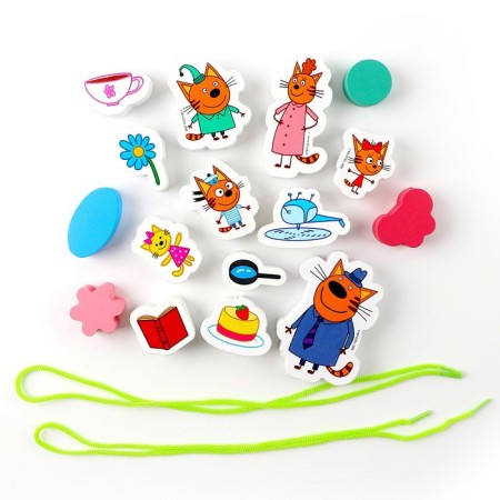 Wooden toy "Lacing-Busy.Thota" in a bank