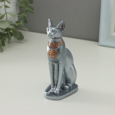 Figure "Goddess Bastet" silver, 12cm-4