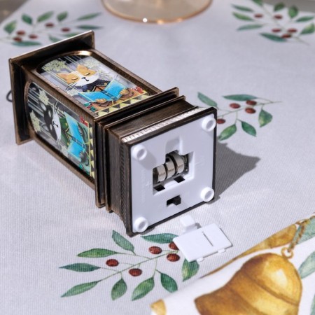 LED figure "Bronze Lantern with cats" 5 × 12 × 5 cm, plastic, batteries AG13x3, glow warm white-2