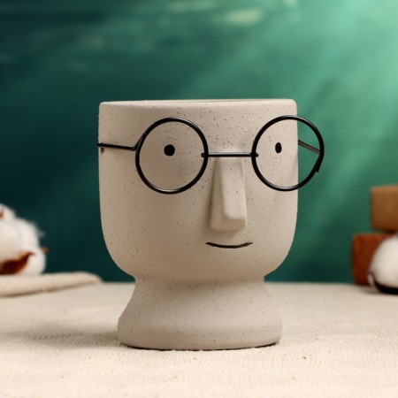 Kashpo "The pot that survived" 12x10x10cm, gray-1