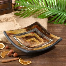 Decorative plate 