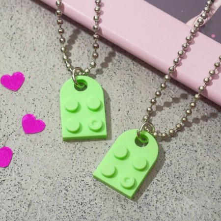 Kulons "Uzolnutors" Lego, Salad color in silver, 40 cm-2