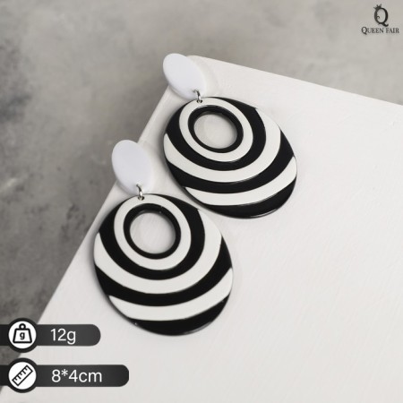 Earrings Plastic "Vivien" spiral-sinter, black and white color