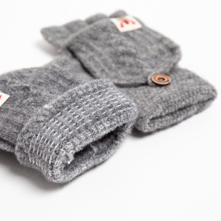 Female mittens minaku are plain, rr 23 cm, cent-2
