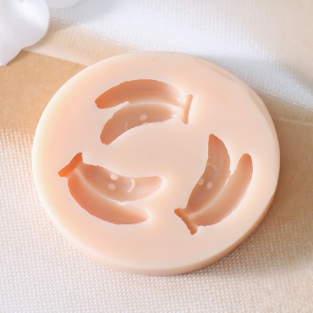 Silicone Mold "Three bananas" 2.7x1.5 cm-1