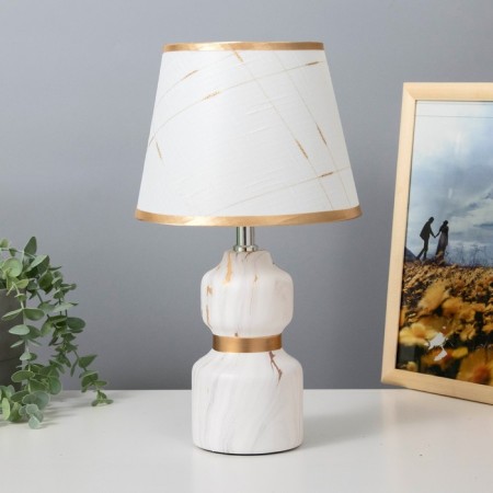 Vivian desktop "E14 40W with a white-gold 20x20x35 cm Risalux