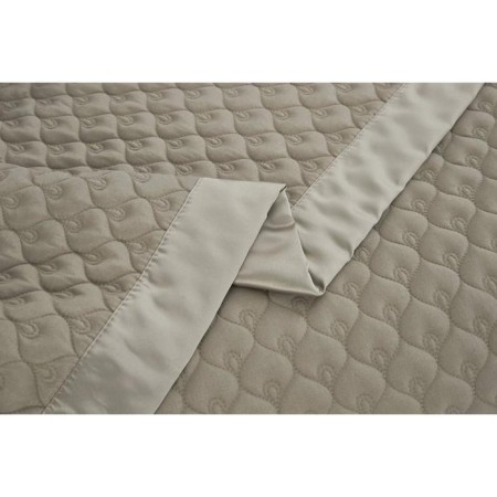 A set with a blanket "Roxalan", size 160x220 cm, 50x70 cm, color of coffee-7