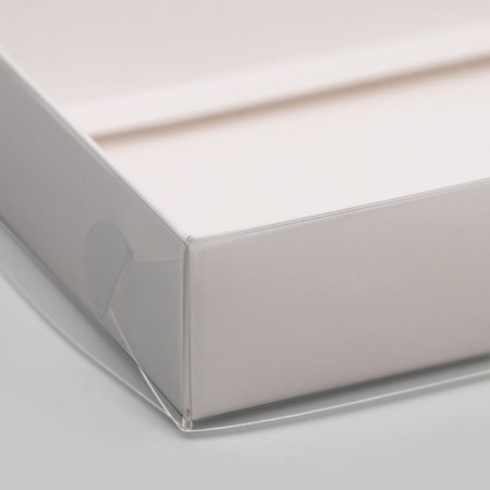Confectionery packaging, white with PVC lid, 18 x 10 x 3 cm-2