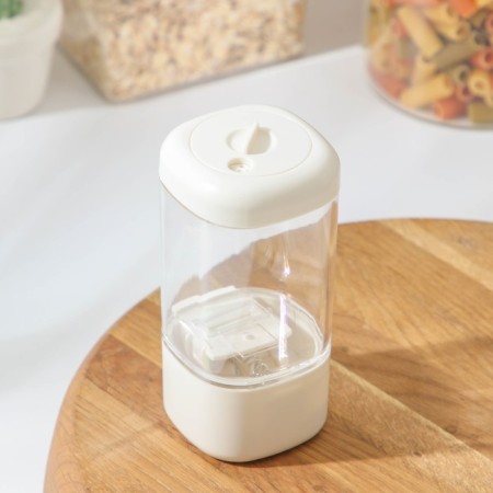 Plastic container for bulk with 3 types of dispensers, plastic-2