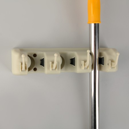 Holder for harvesting inventory with hooks, 26 × 6 × 9 cm, color mix-3