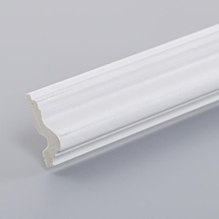 Molding white 40x16x2000mm-1
