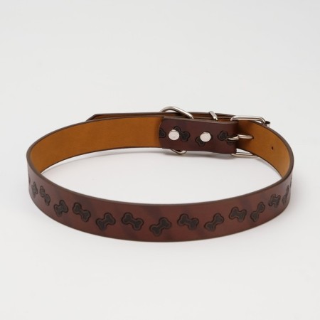 A collar with a base of thermoplastic rubber with embossing "Bones", 64 x 2.5 cm-1